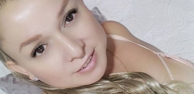 Model - NATALIA COLOMBIA