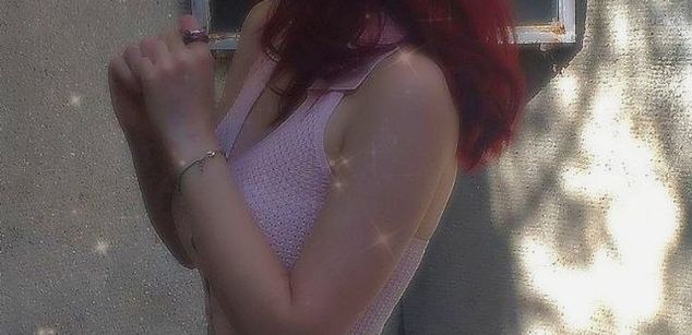 Model - Sandra shaved