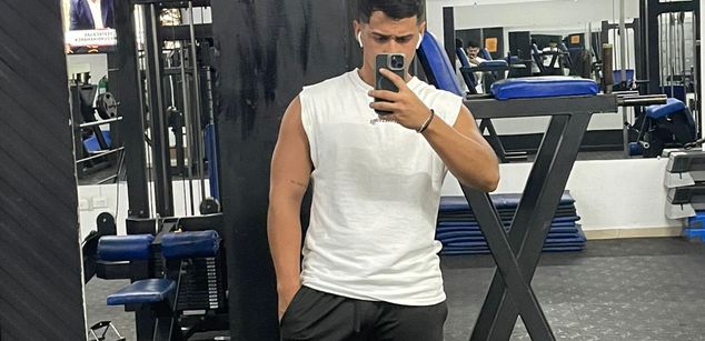 Model - MarcusandTatti athletic