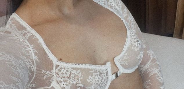 Model - VictoriaLane young