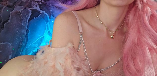 Model - Kriss domination