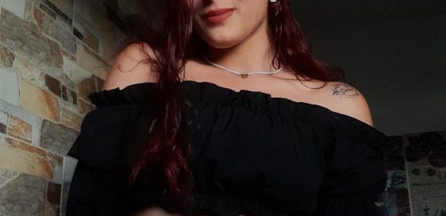 Model - CloeSweet latina