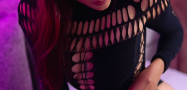 Model - CloeSweet latina