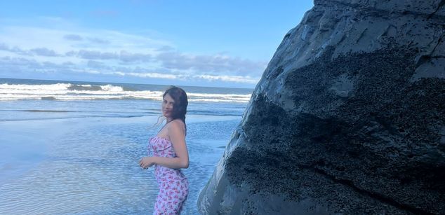 Model - CloeSweet latina