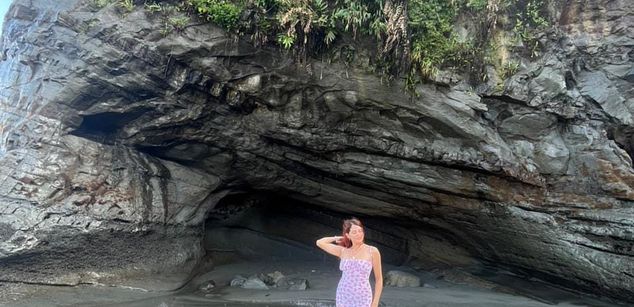 Model - CloeSweet latina