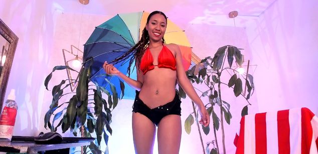 Model - Chocolate Babe cum