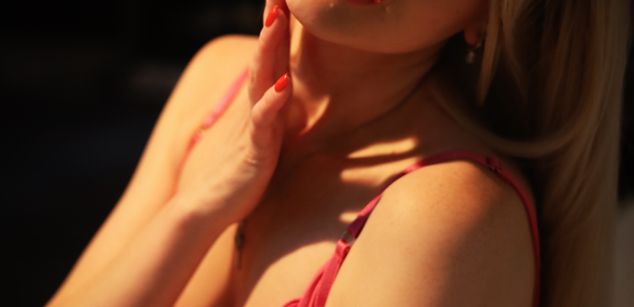 Model - Kriss domination