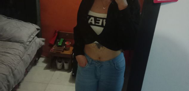 Model - hanii_xx crazy