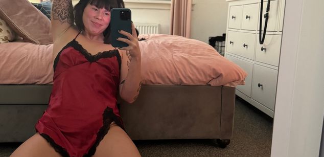 Model - Eva Rose gym