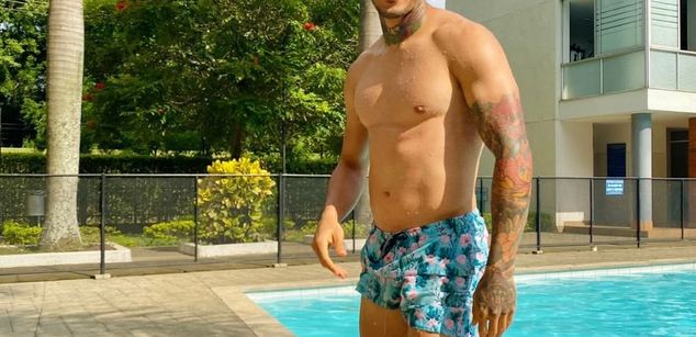 Model - DemonsGray FLEXIONS