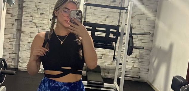 Model - issabela Gonzalez curvy