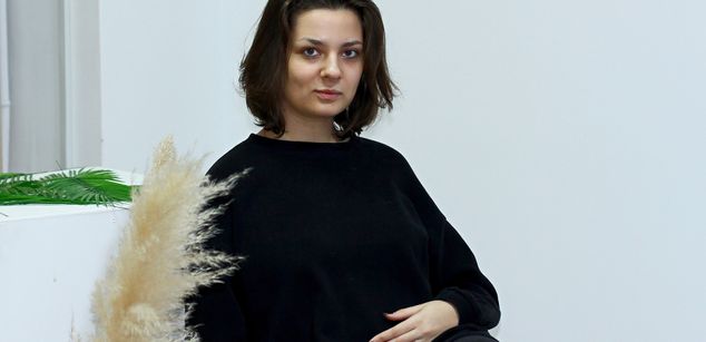 Model - DanaRyder striptease