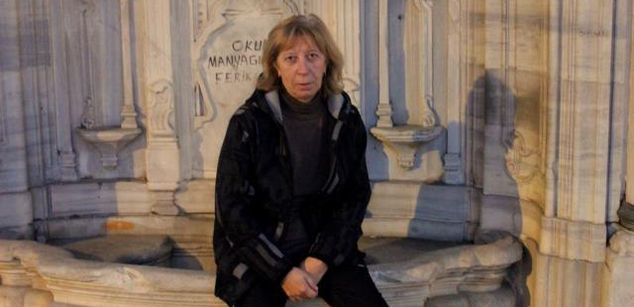 Model - GrannyPlay mature