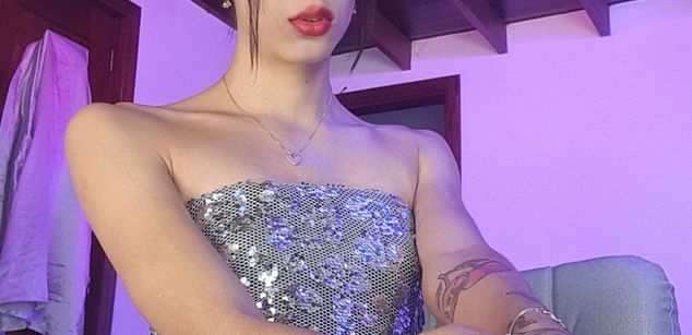 Model - Doja Alice Soto Mejia dominant