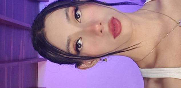 Model - Doja Alice Soto Mejia dominant