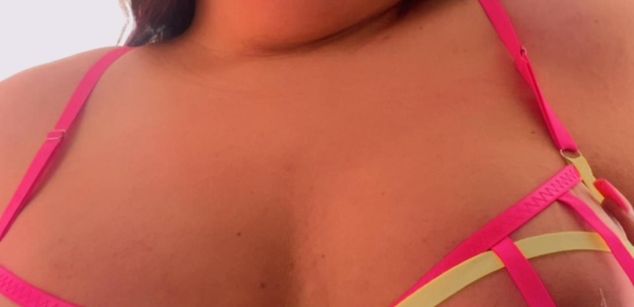 Model - Swtt_Kim feet