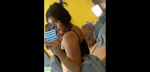 Model - CarolineHottiee latina