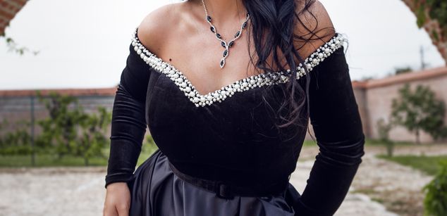 Model - BeckyShine mature