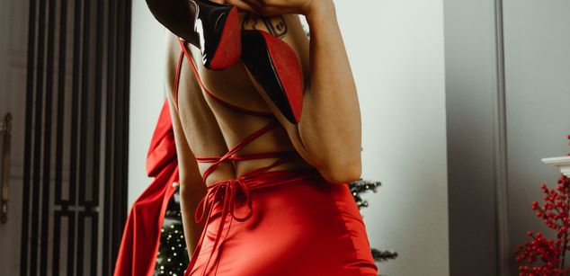 Model - Frances spanking