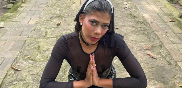 Model - AllissonPearsson latina