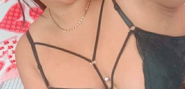 Model - Emily and artur latina