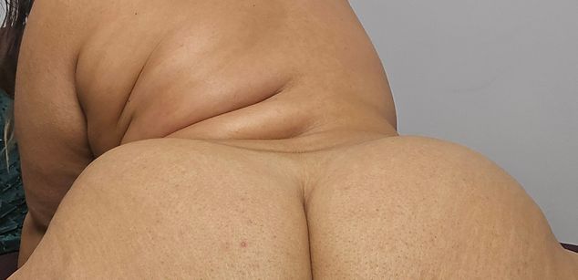 Model - Miss Kinky Michelle toys