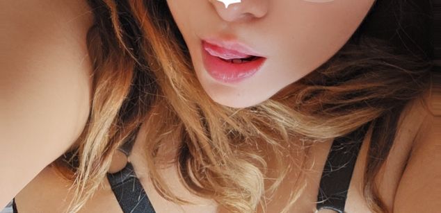 Model - Miss Kinky Michelle toys