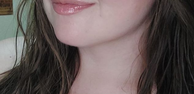 Model - Nina Baena bigboobs