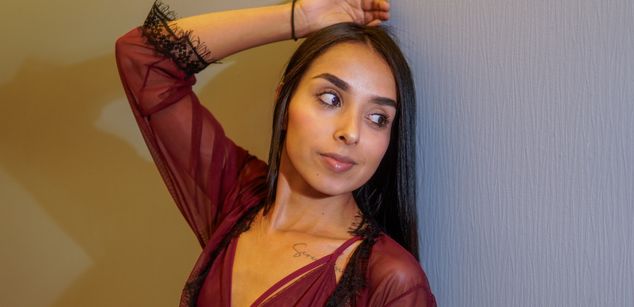 Model - AmberDux nude