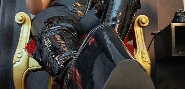 Model - Evelyn Dom BBC