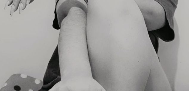 Model - majut bigass