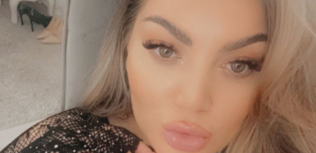 Model - Lady.crisa miss