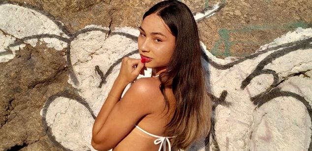 Model - Isadora Novinha