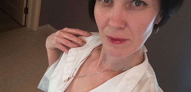 Model - Nancy female