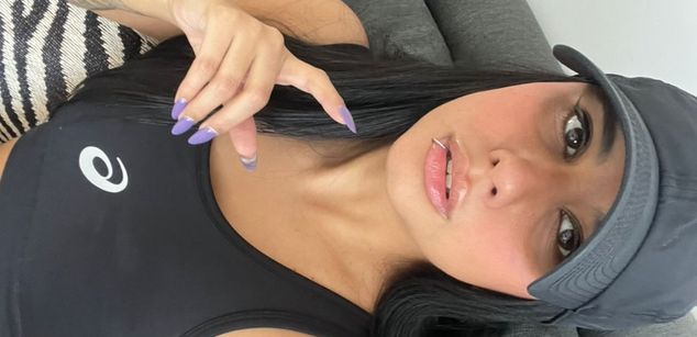 Model - Moli Myers sph