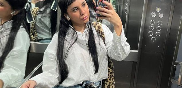 Model - Moli Myers sph