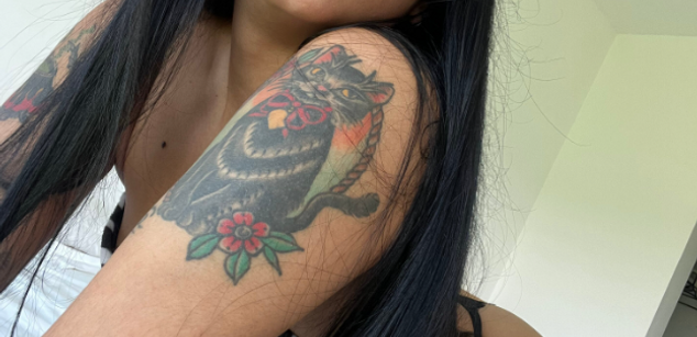 Model - Moli Myers sph