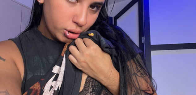 Model - Moli Myers sph