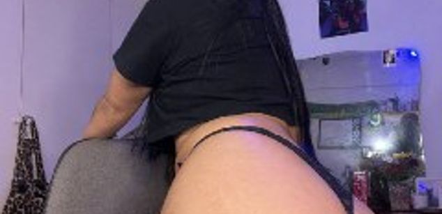 Model - Moli Myers sph