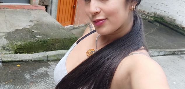 Model - jhoana squirt