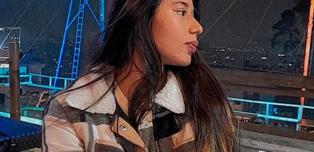 Model - lissa petite amateur