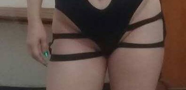 Model - herawhite playdildo