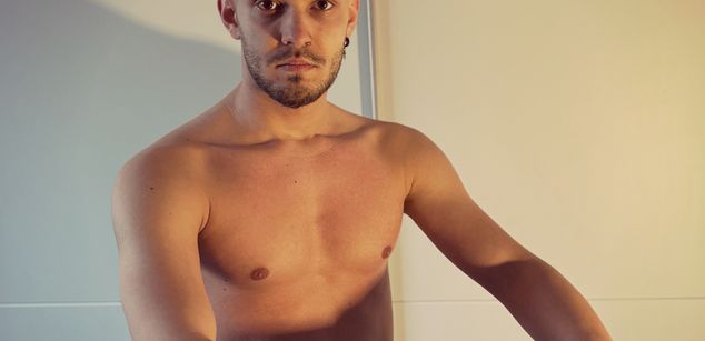 Model - BurningChadX feet