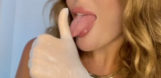 Model - Natalie Green bigboobs