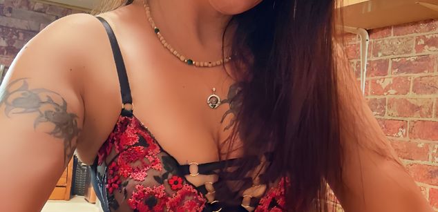 Model - GoddessBianca feet