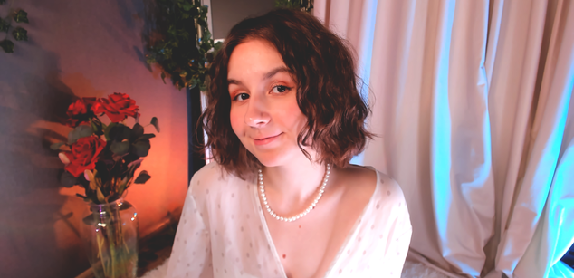 Model - Frances spanking