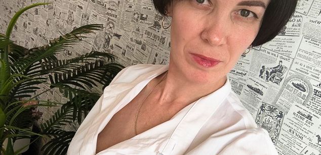 Model - Nancy female