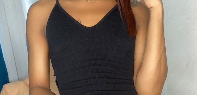 Model - Kimberly Moon bottom