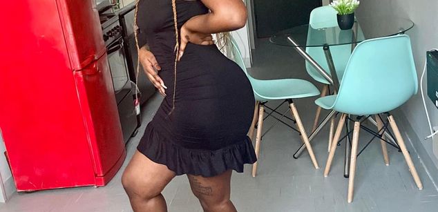 Model - BlaqBarbie22 phatcat