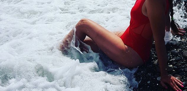 Model - AnoraBourbon bigboobs